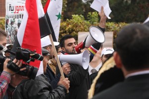 Miting de protest al comunitatii siriene din Bucuresti. Foto: Oana Pavelescu