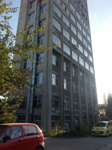 Blocul turn în care este sediul Institutului de Geologie al României Foto: Robert Veress, Select News