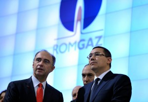 Victor Ponta și Xavier Rolet, CEO London Stock Exchange, la listarea acțiunilor Romgaz Foto: gov.ro